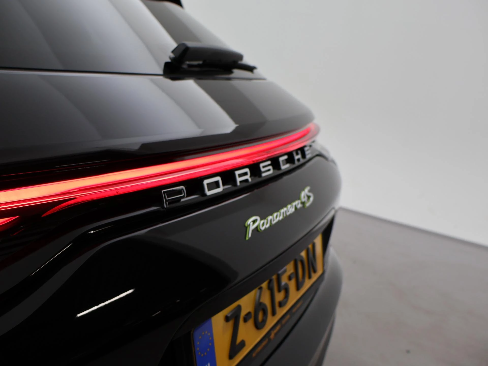 Hoofdafbeelding Porsche Panamera