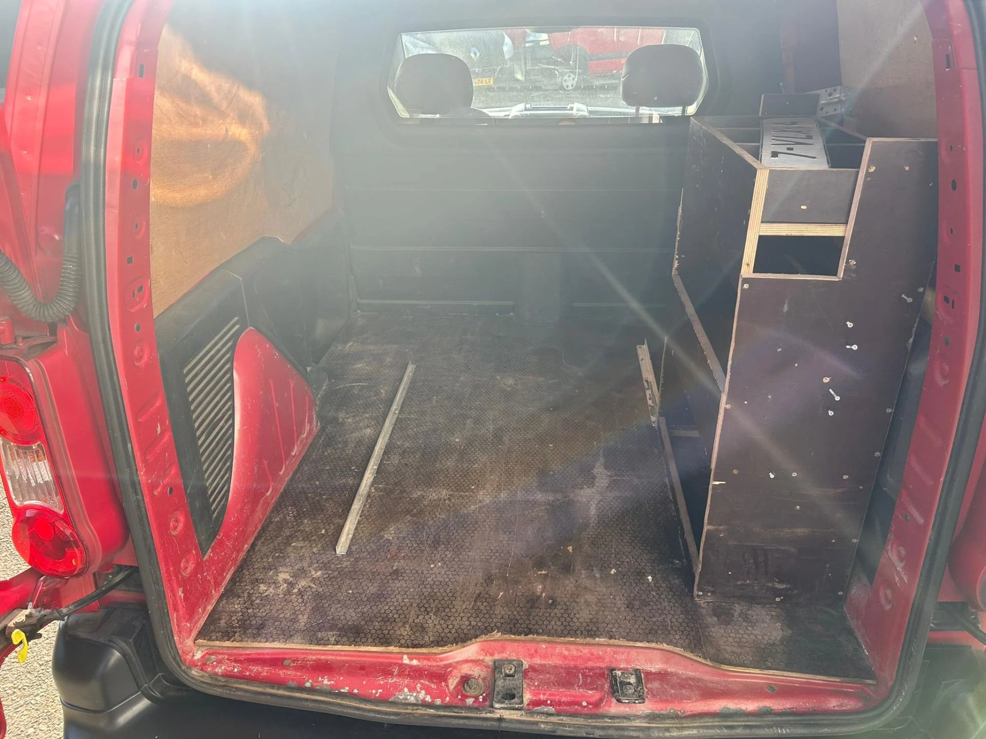 Hoofdafbeelding Peugeot Partner