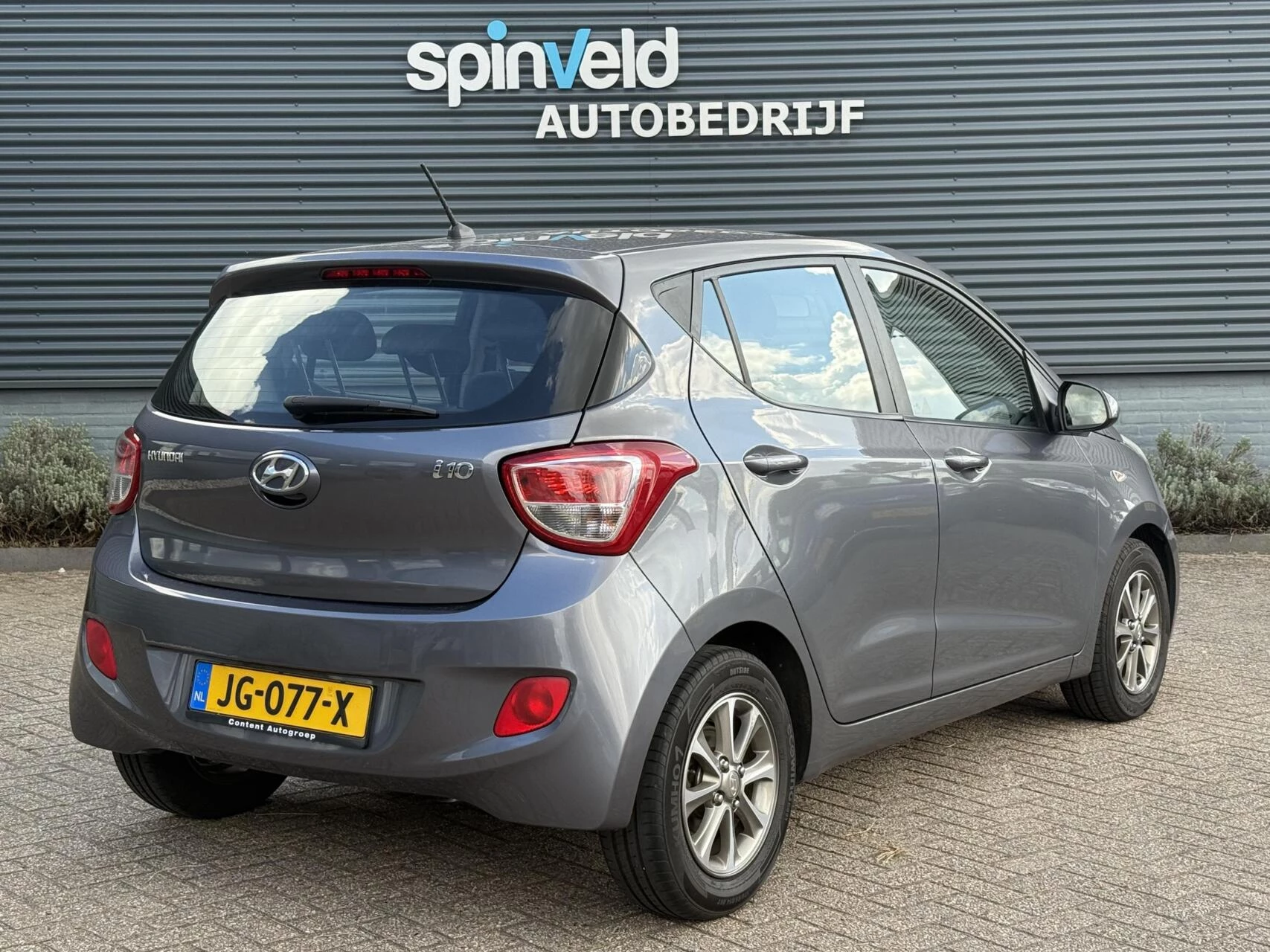 Hoofdafbeelding Hyundai i10