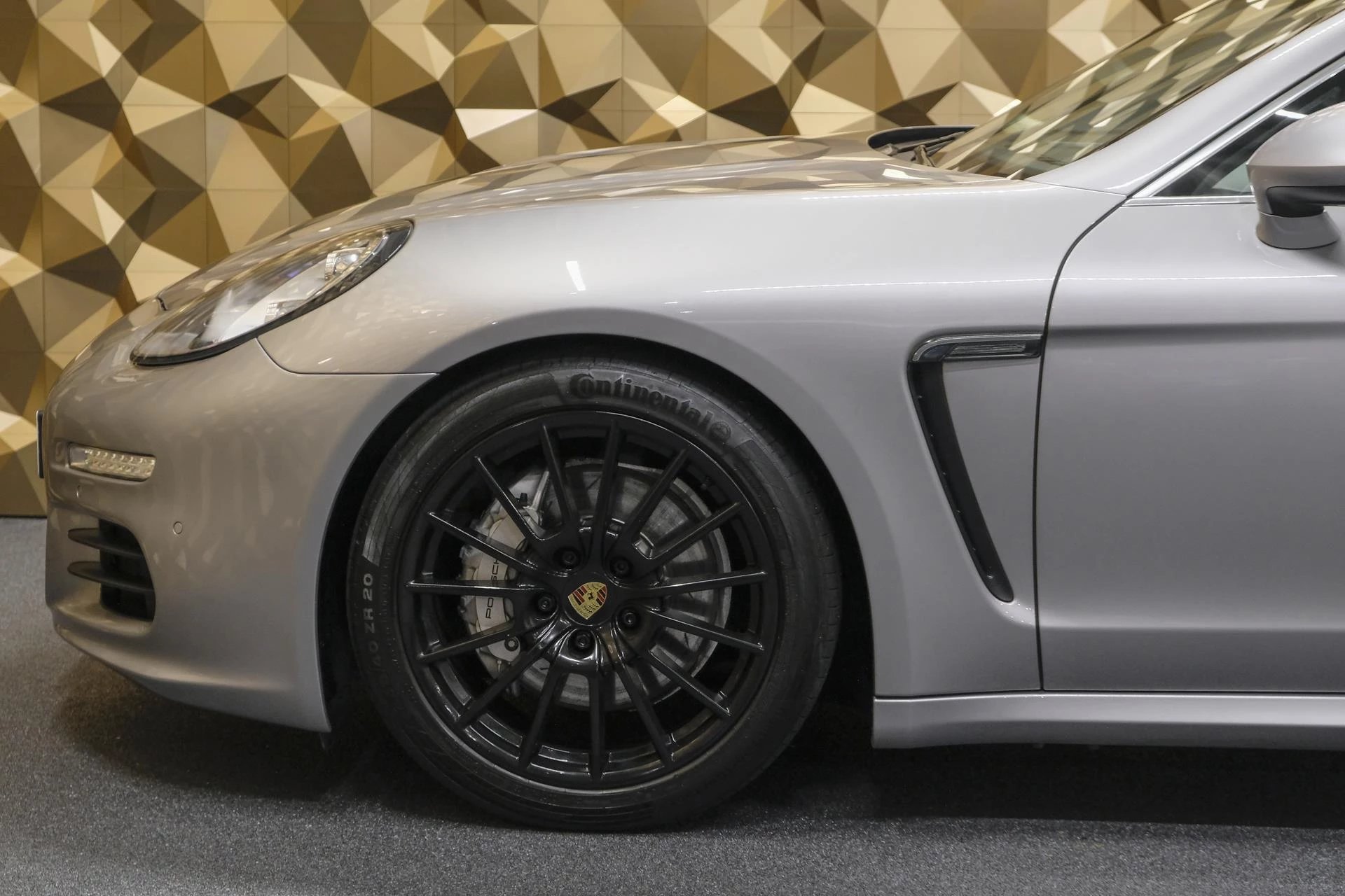 Hoofdafbeelding Porsche Panamera