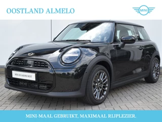 Hoofdafbeelding MINI 3-deurs MINI 3-deurs Hatchback Cooper C Essential Automaat / LED / Parking Assistant / Stoelverwarming