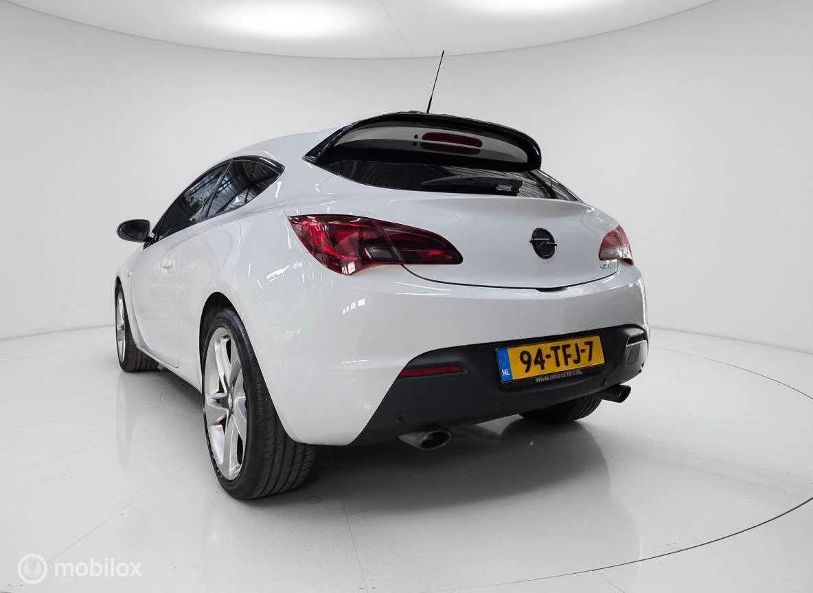 Hoofdafbeelding Opel Astra