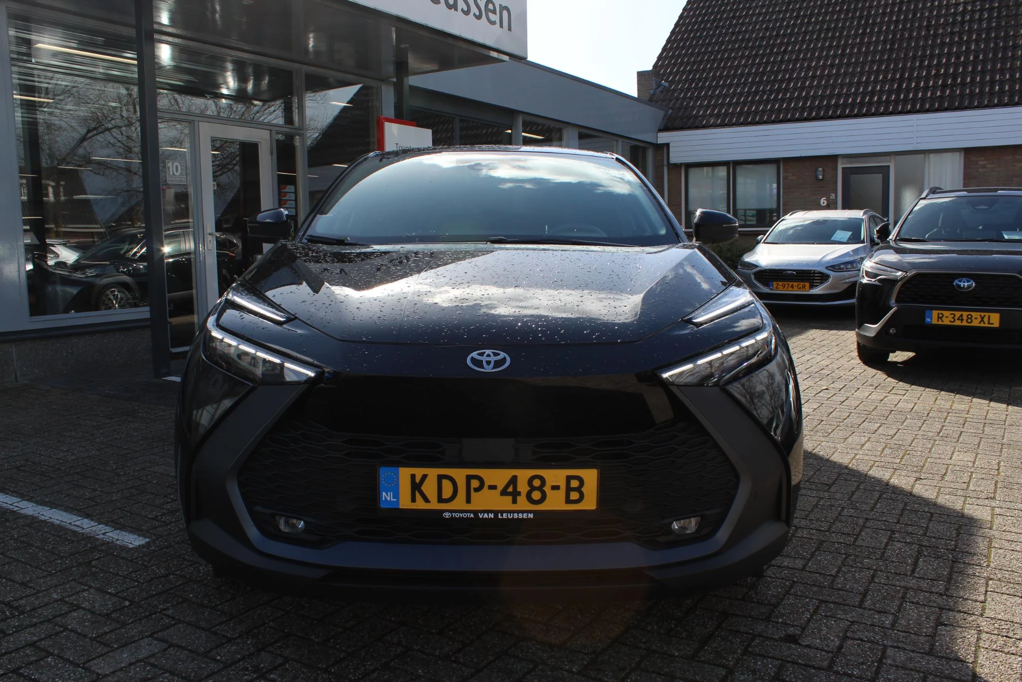 Hoofdafbeelding Toyota C-HR
