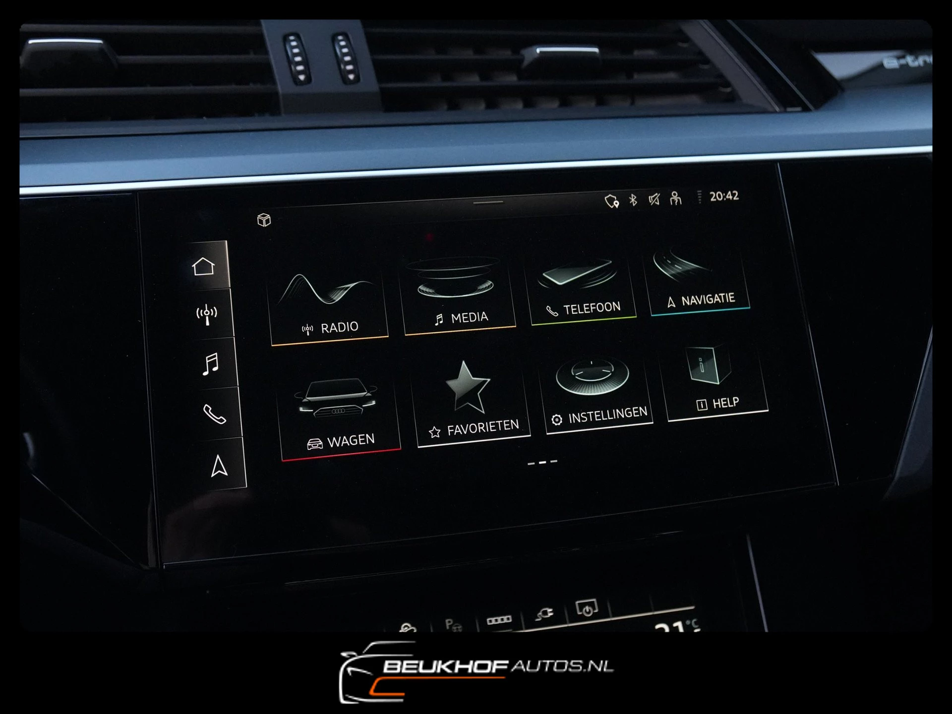 Hoofdafbeelding Audi e-tron