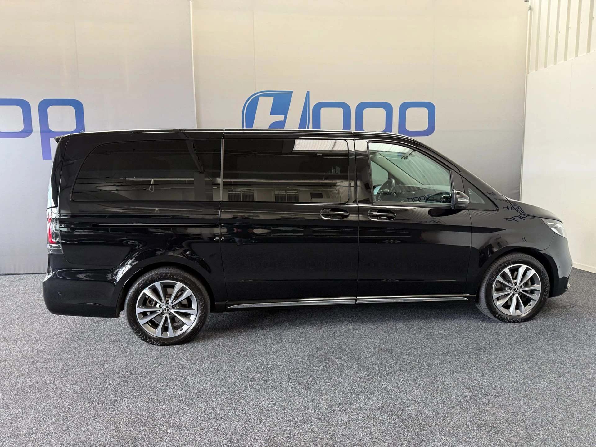 Hoofdafbeelding Mercedes-Benz EQV