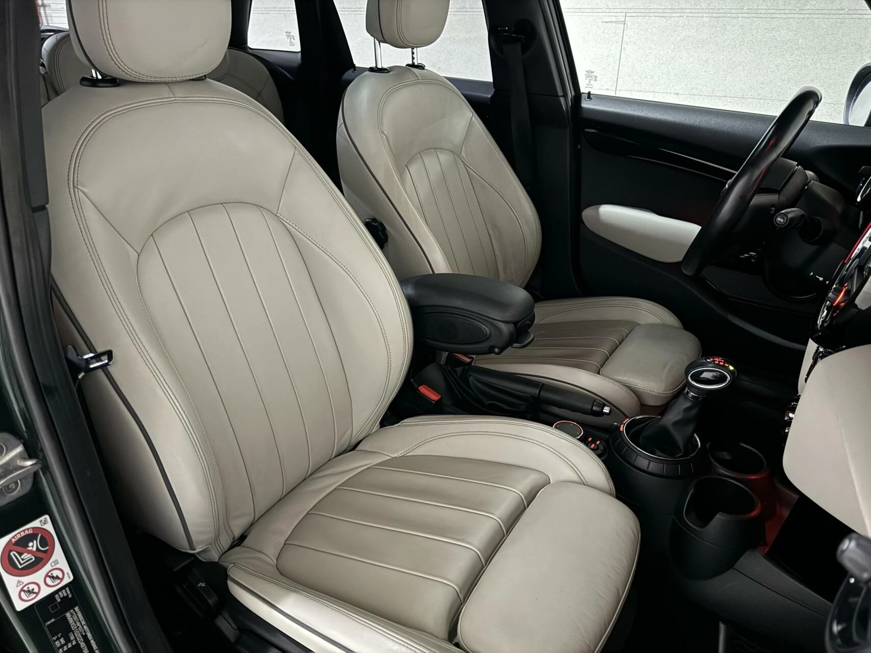 Hoofdafbeelding MINI Cooper