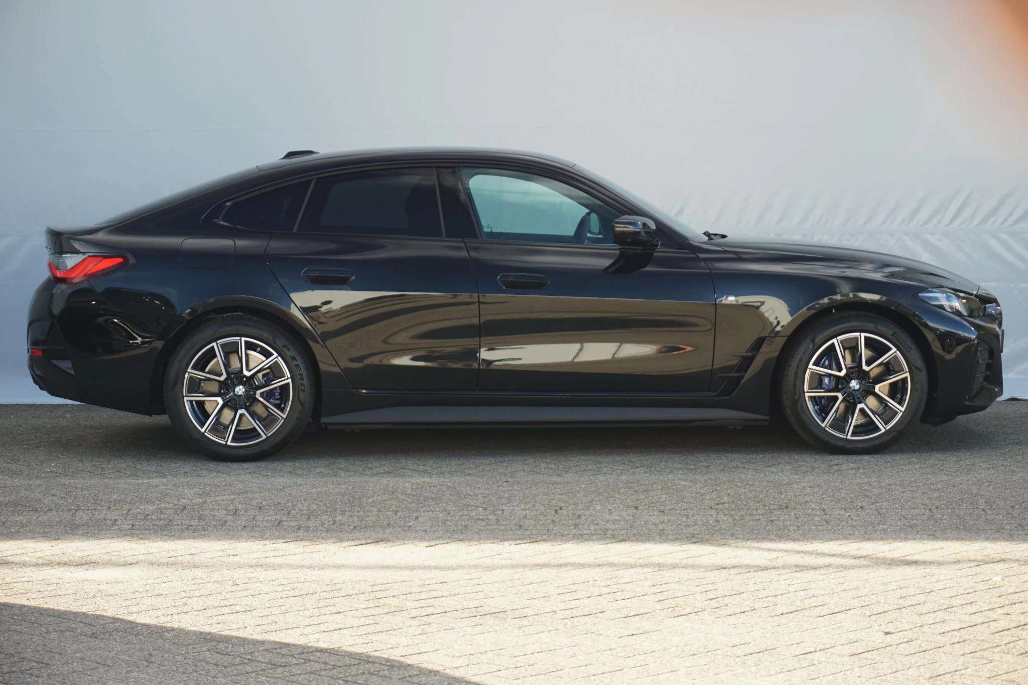 Hoofdafbeelding BMW i4