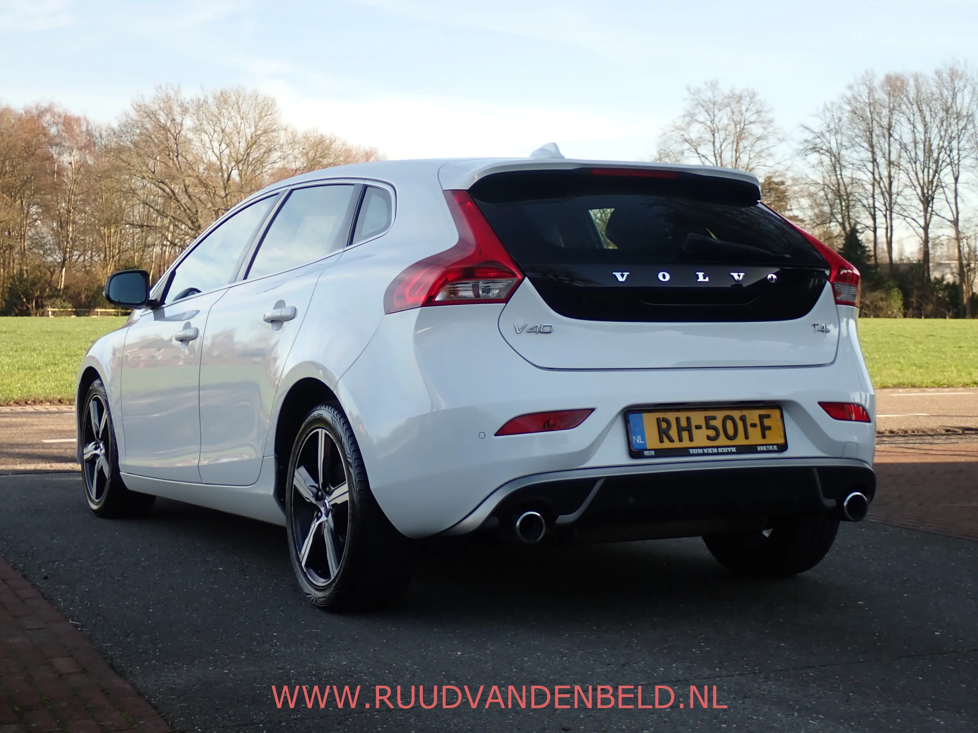 Hoofdafbeelding Volvo V40