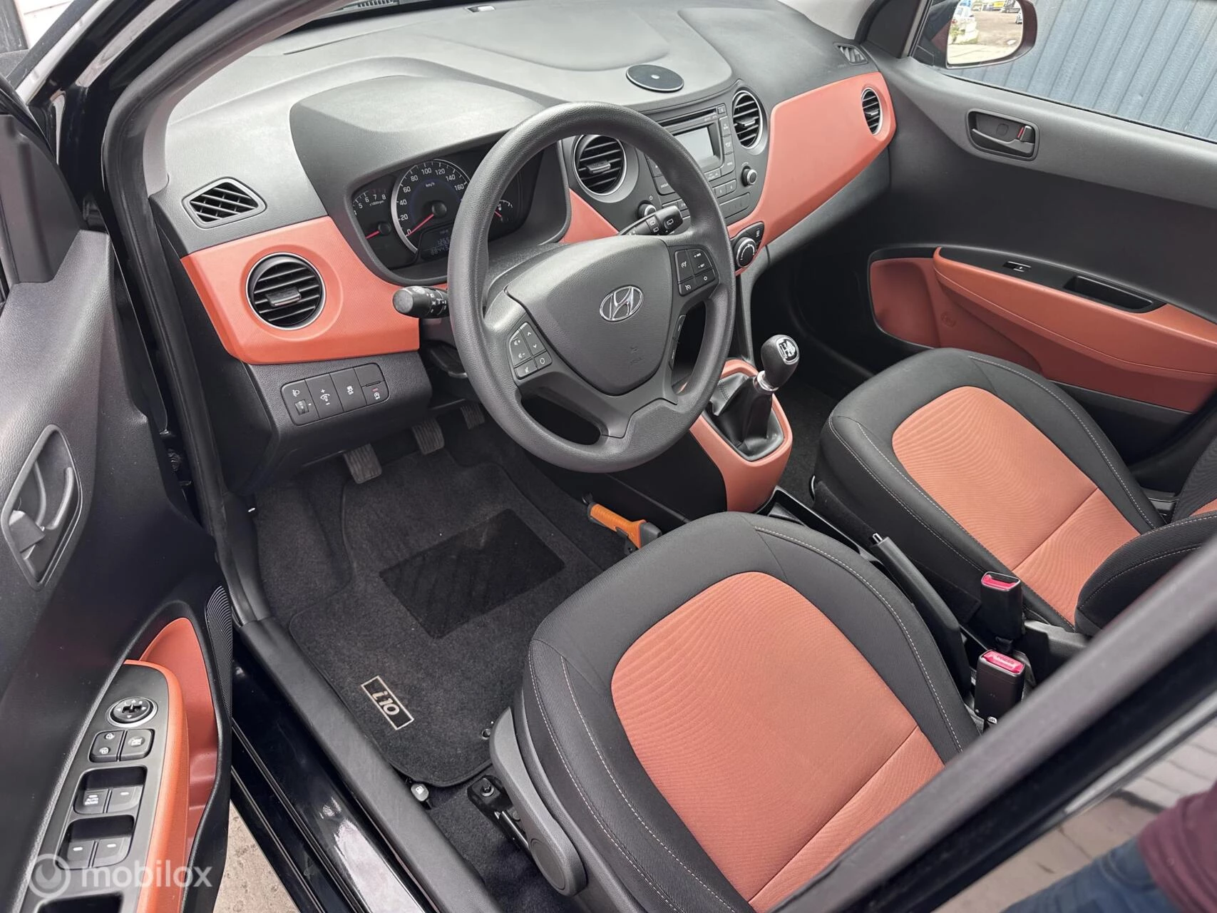 Hoofdafbeelding Hyundai i10