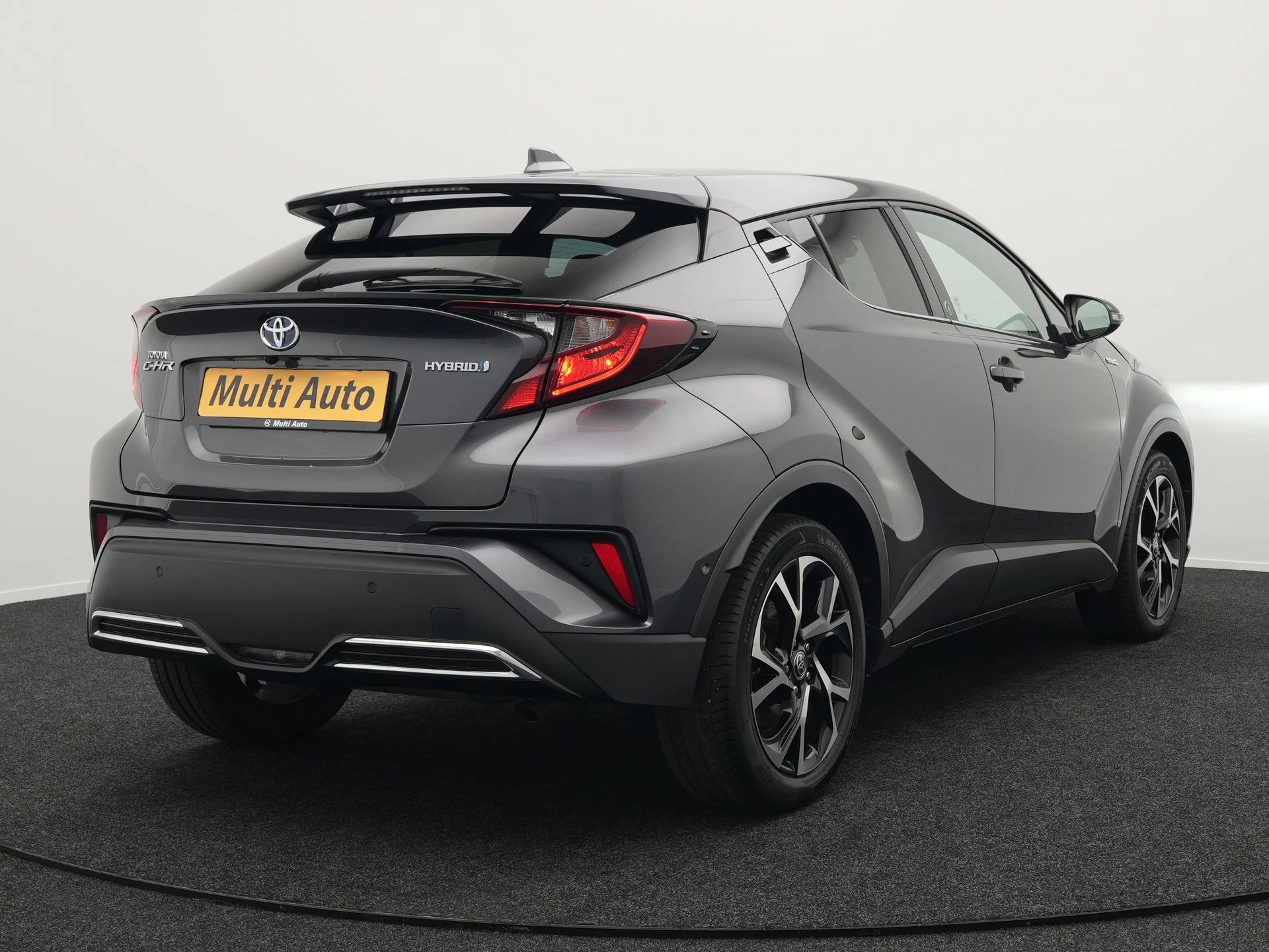 Hoofdafbeelding Toyota C-HR