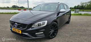 Hoofdafbeelding Volvo V60 Volvo V60 2.4 D5 R-Design