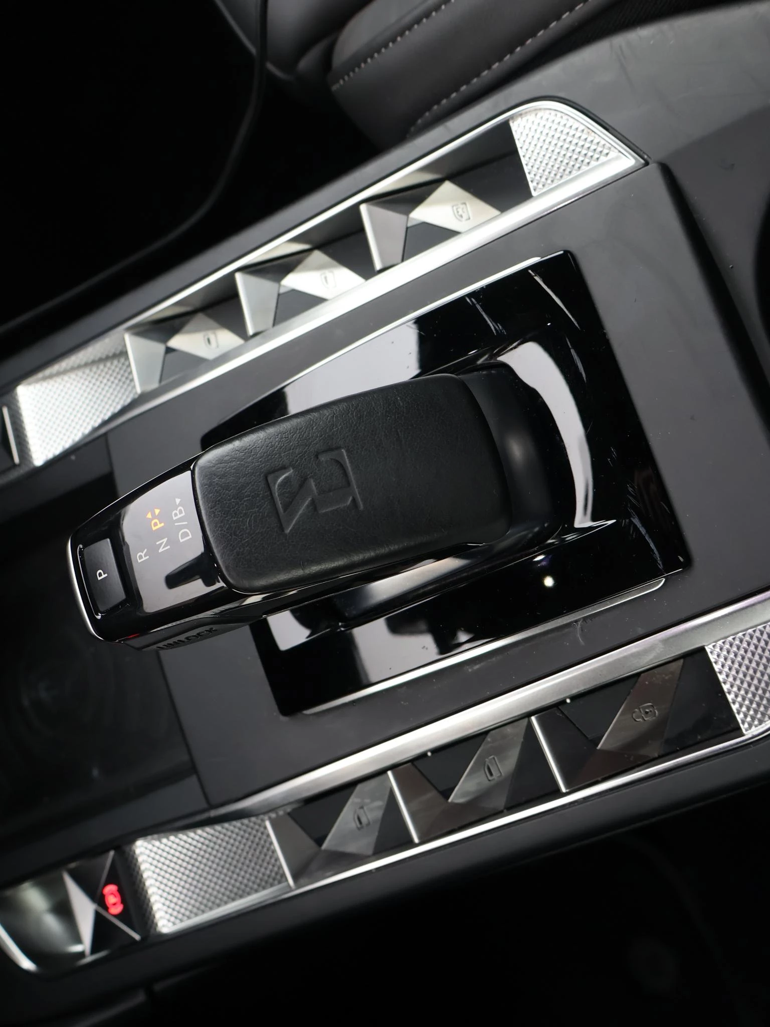 Hoofdafbeelding DS DS 3