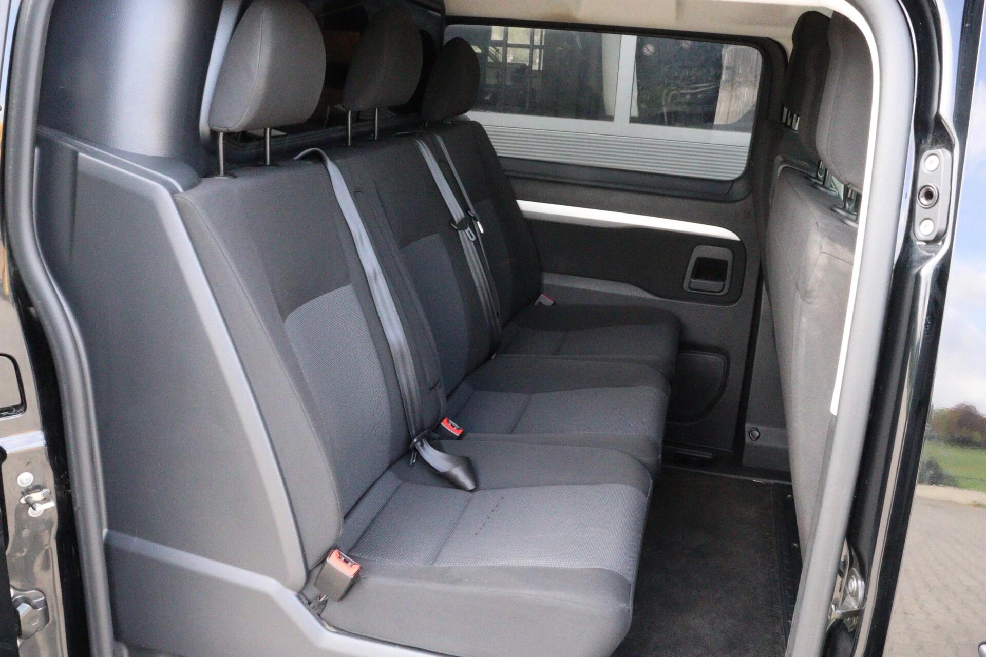 Hoofdafbeelding Peugeot e-Expert