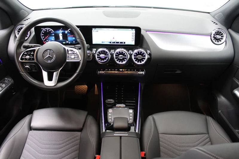 Hoofdafbeelding Mercedes-Benz EQA