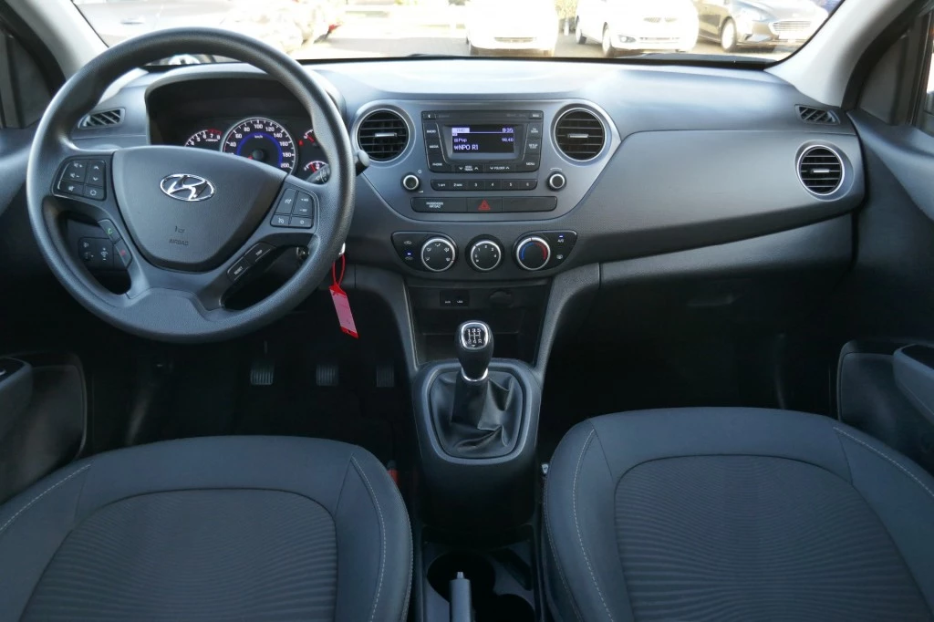 Hoofdafbeelding Hyundai i10
