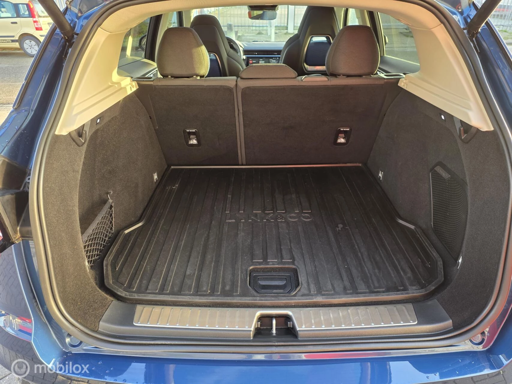 Hoofdafbeelding Lynk & Co 01