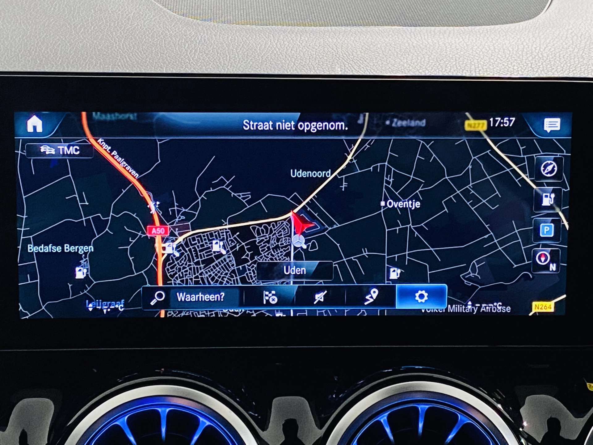 Hoofdafbeelding Mercedes-Benz EQA