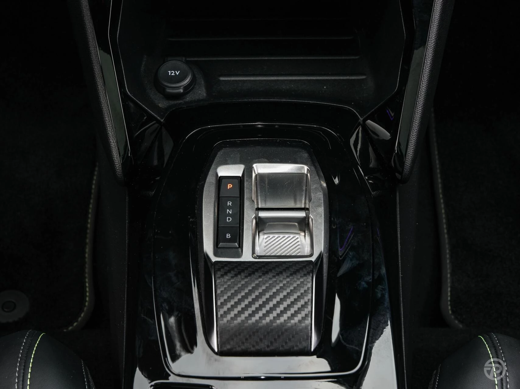 Hoofdafbeelding Peugeot e-2008