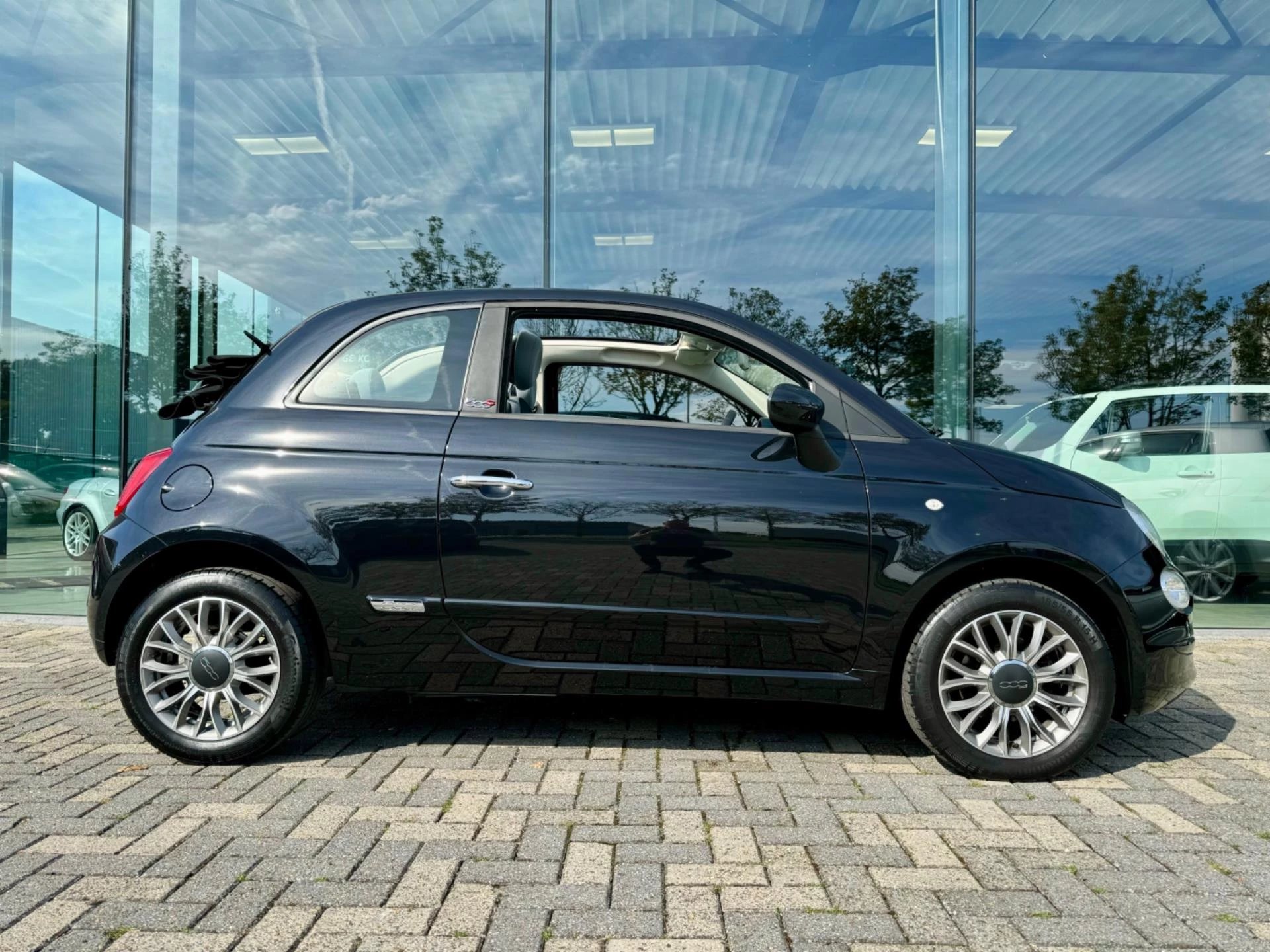 Hoofdafbeelding Fiat 500C