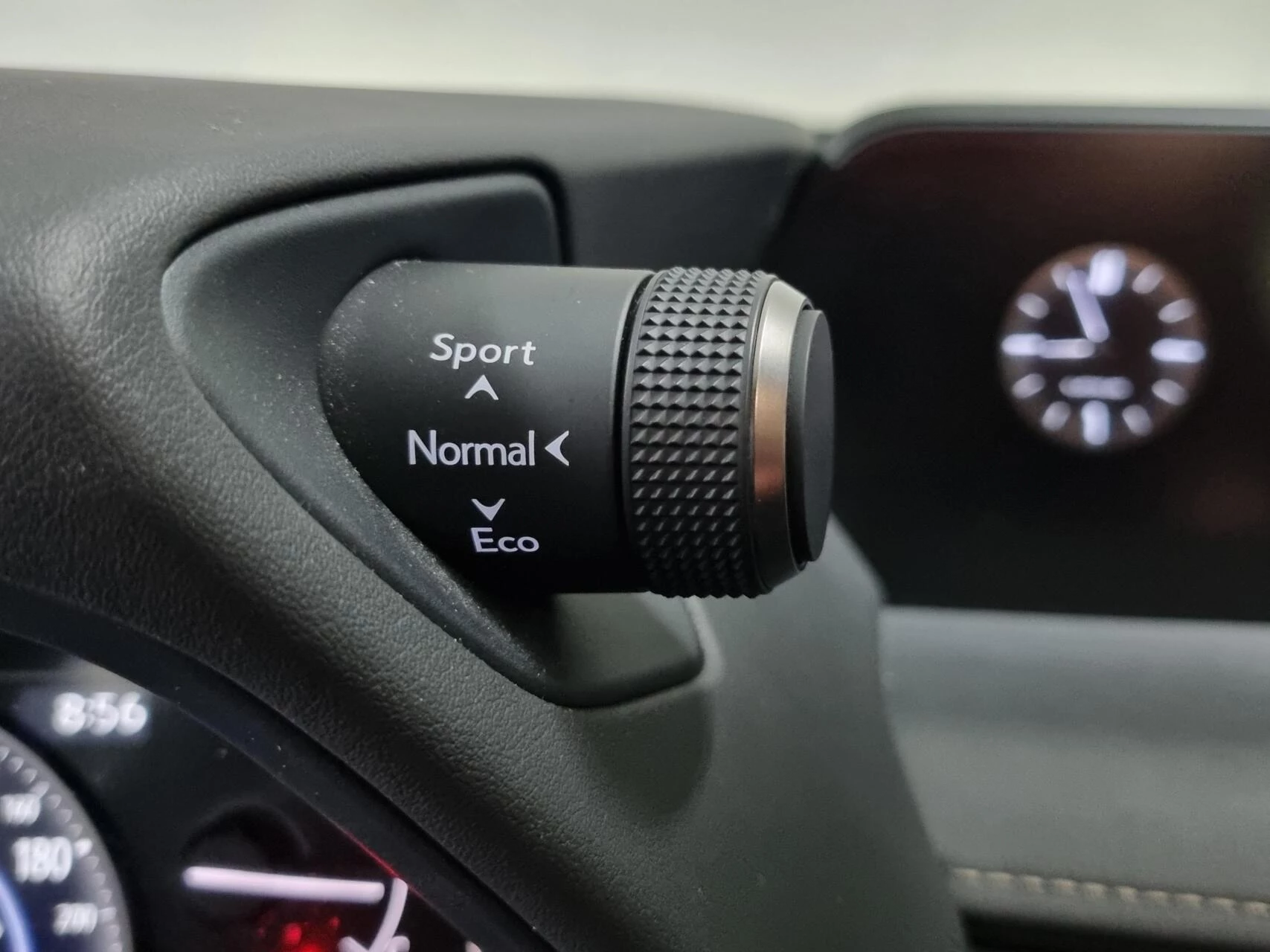 Hoofdafbeelding Lexus UX