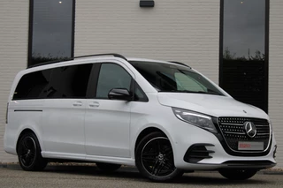 Hoofdafbeelding Mercedes-Benz V-Klasse Mercedes-Benz V-Klasse 250d / DC / AMG / New Model / Luchtvering / 2x Elec Schuifd / 360 Camera / Burmester / Vol Opties / NIEUWSTAAT