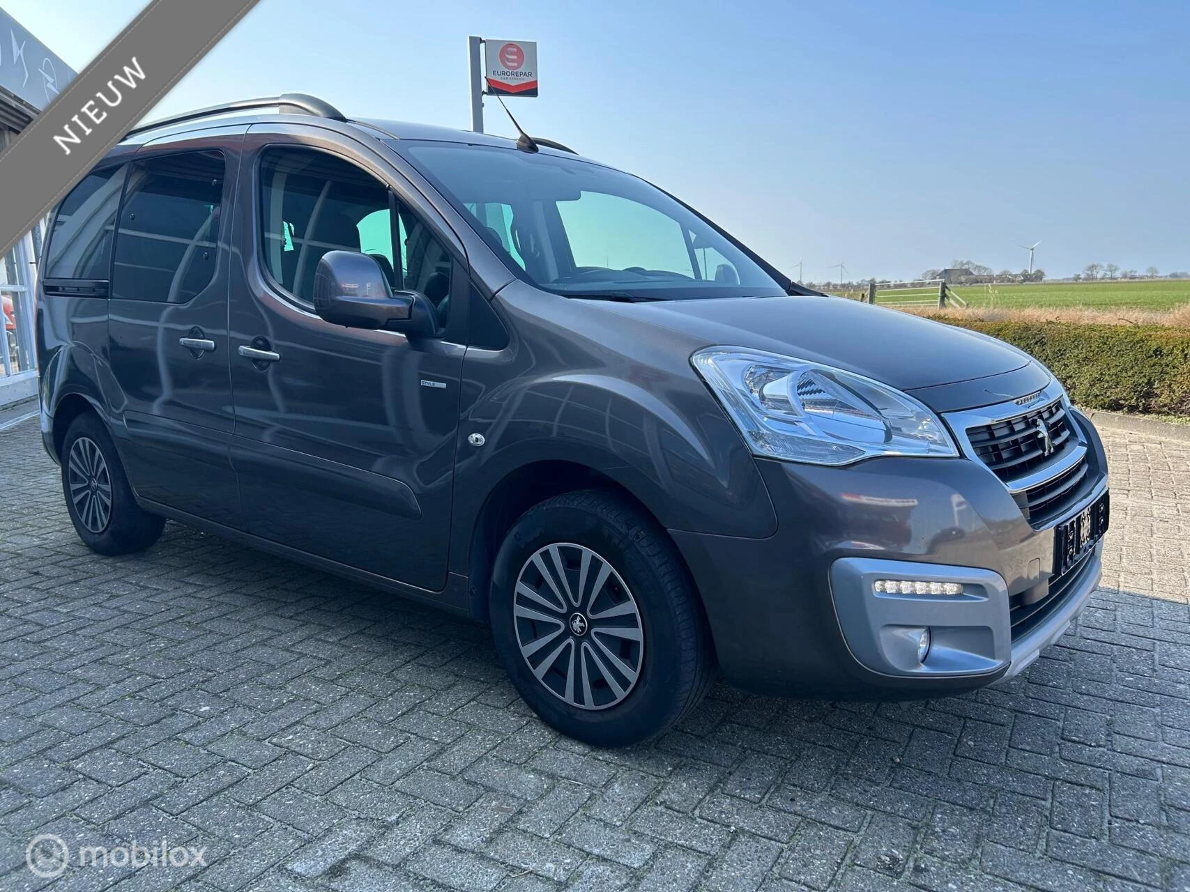 Hoofdafbeelding Peugeot Partner