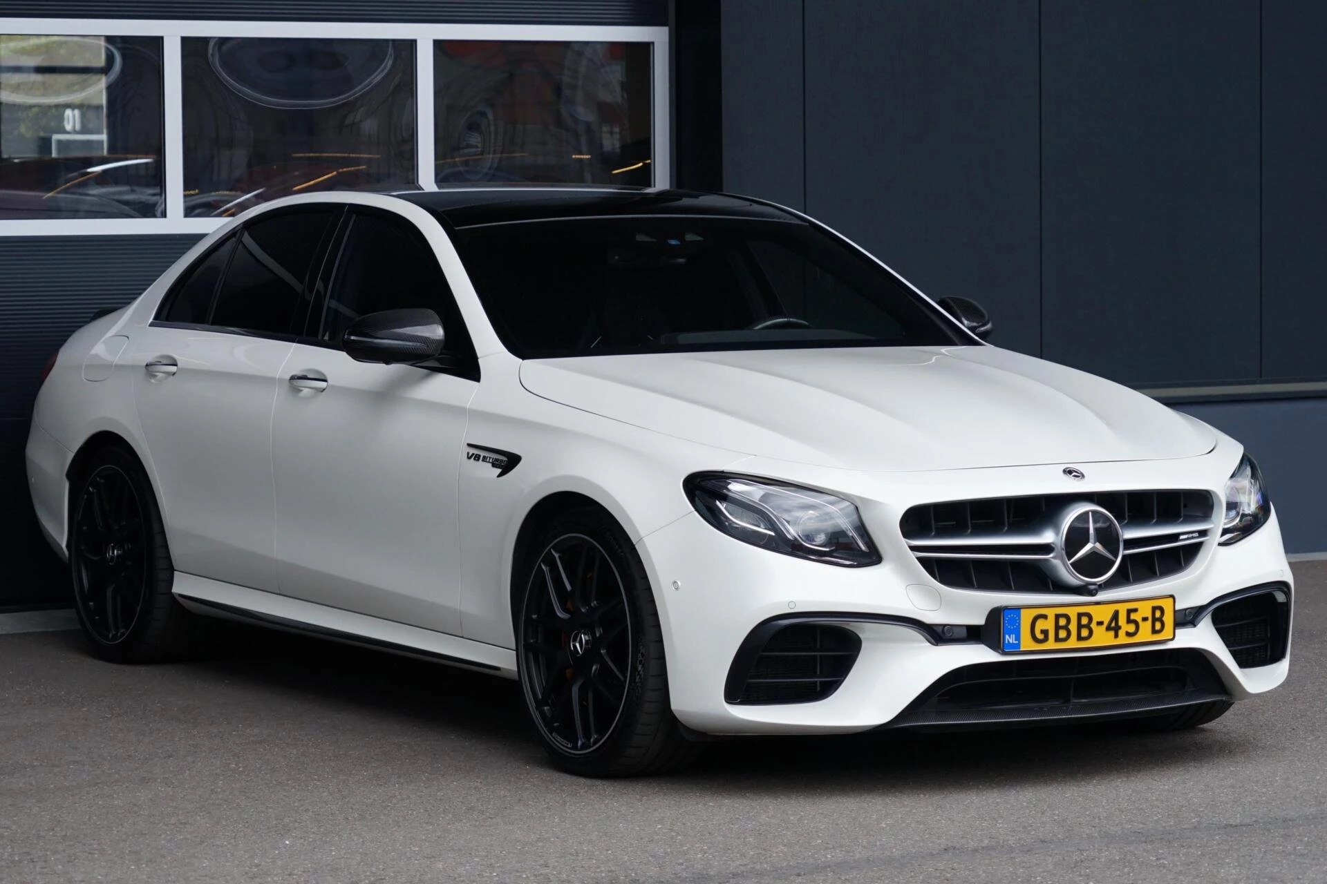 Hoofdafbeelding Mercedes-Benz E-Klasse