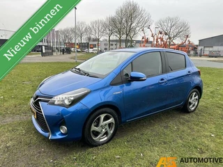 Toyota Yaris 1.5 Hybrid 5DRS 2015 Blauw NAP