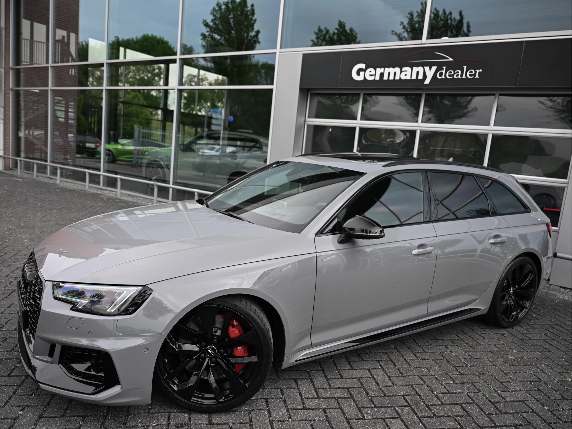 Hoofdafbeelding Audi RS4