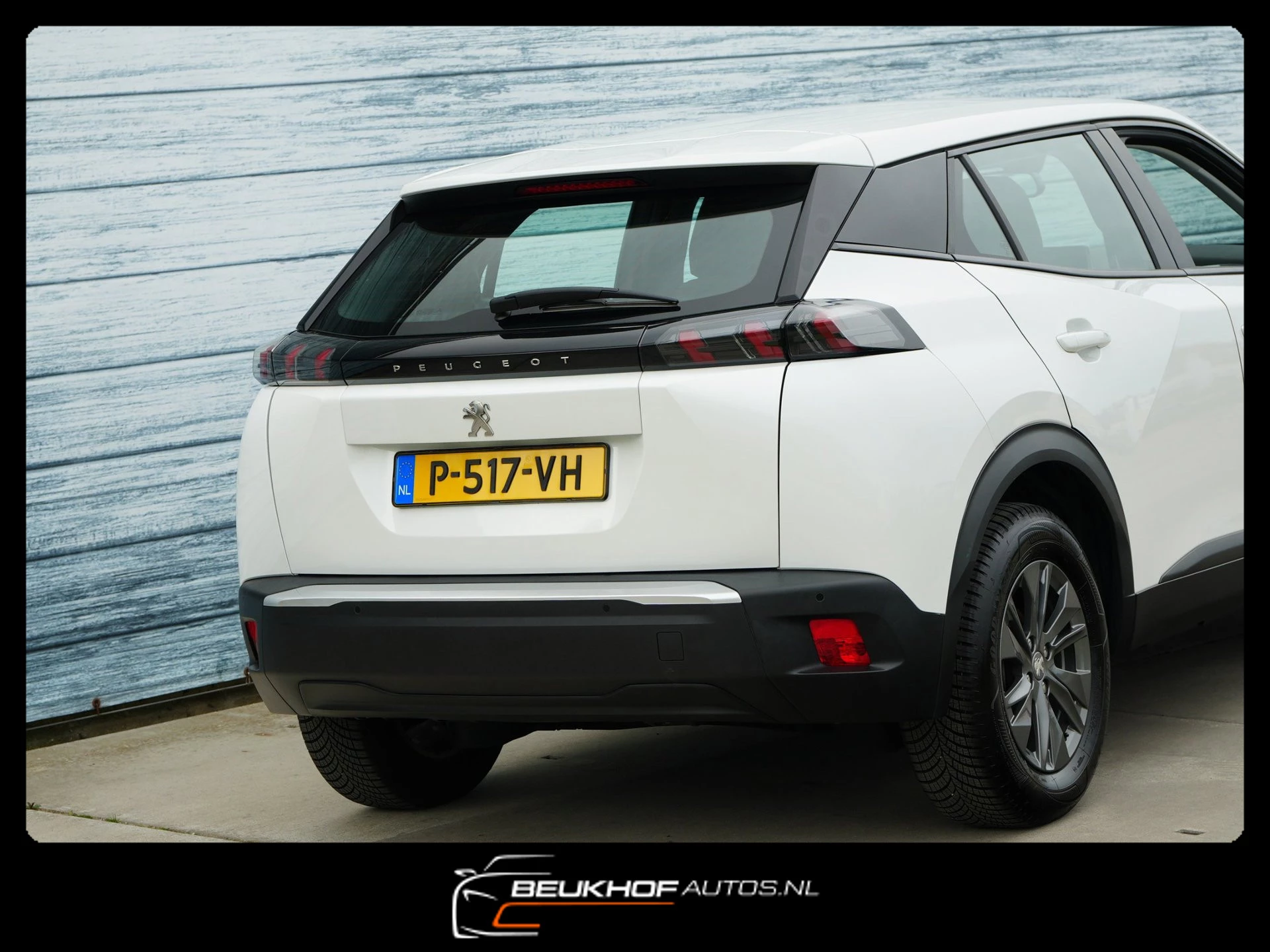 Hoofdafbeelding Peugeot e-2008