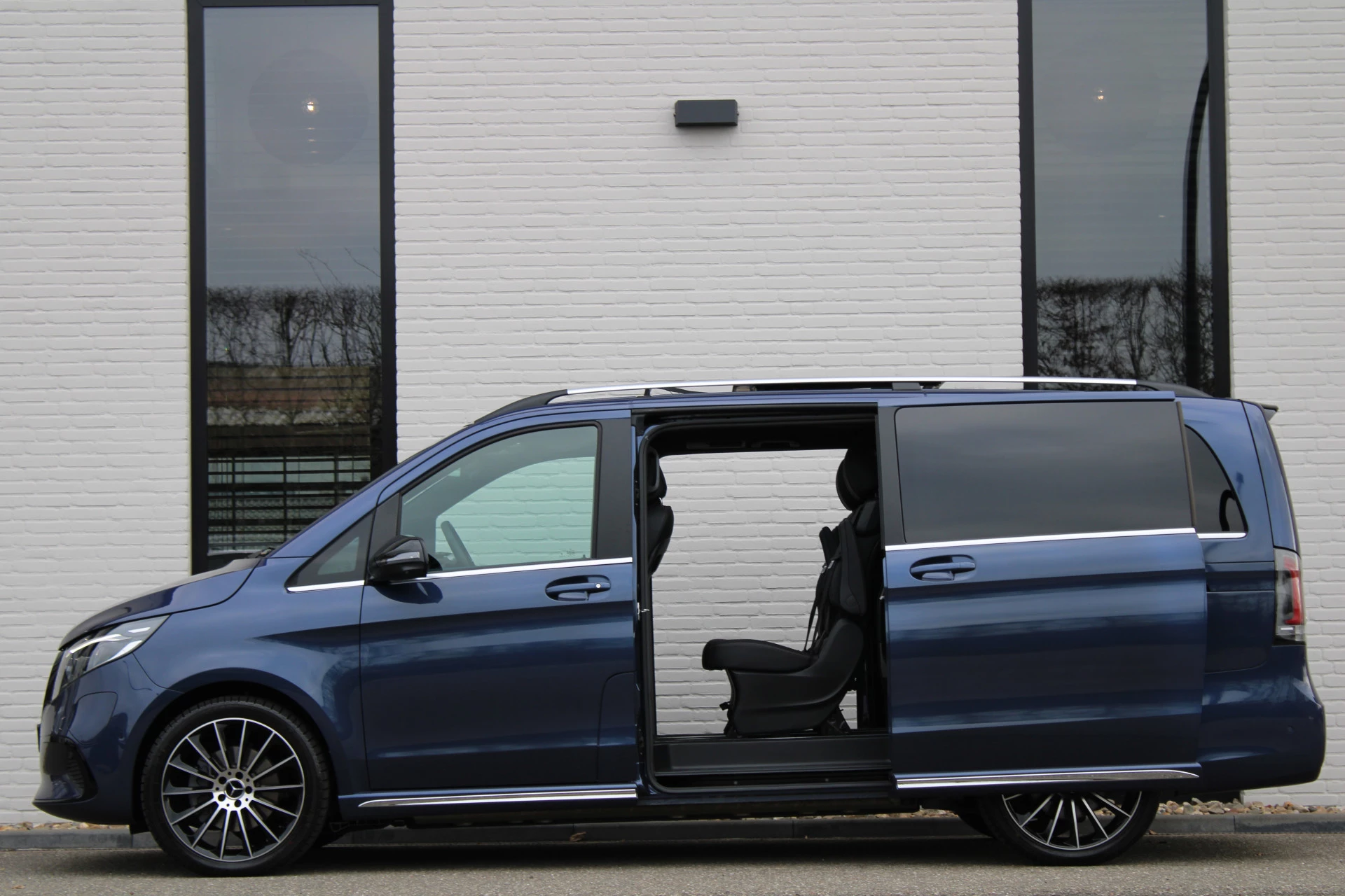 Hoofdafbeelding Mercedes-Benz EQV