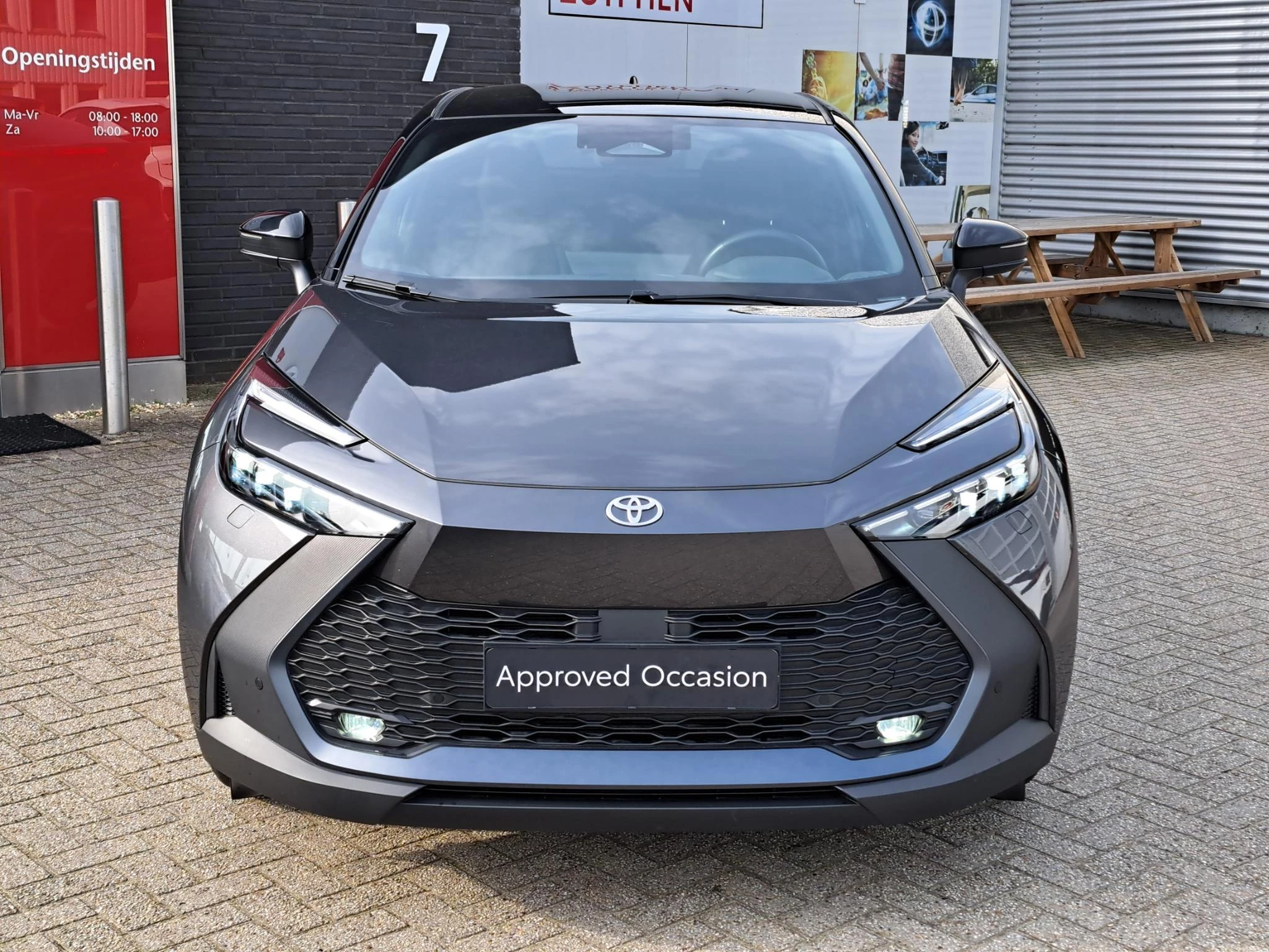 Hoofdafbeelding Toyota C-HR