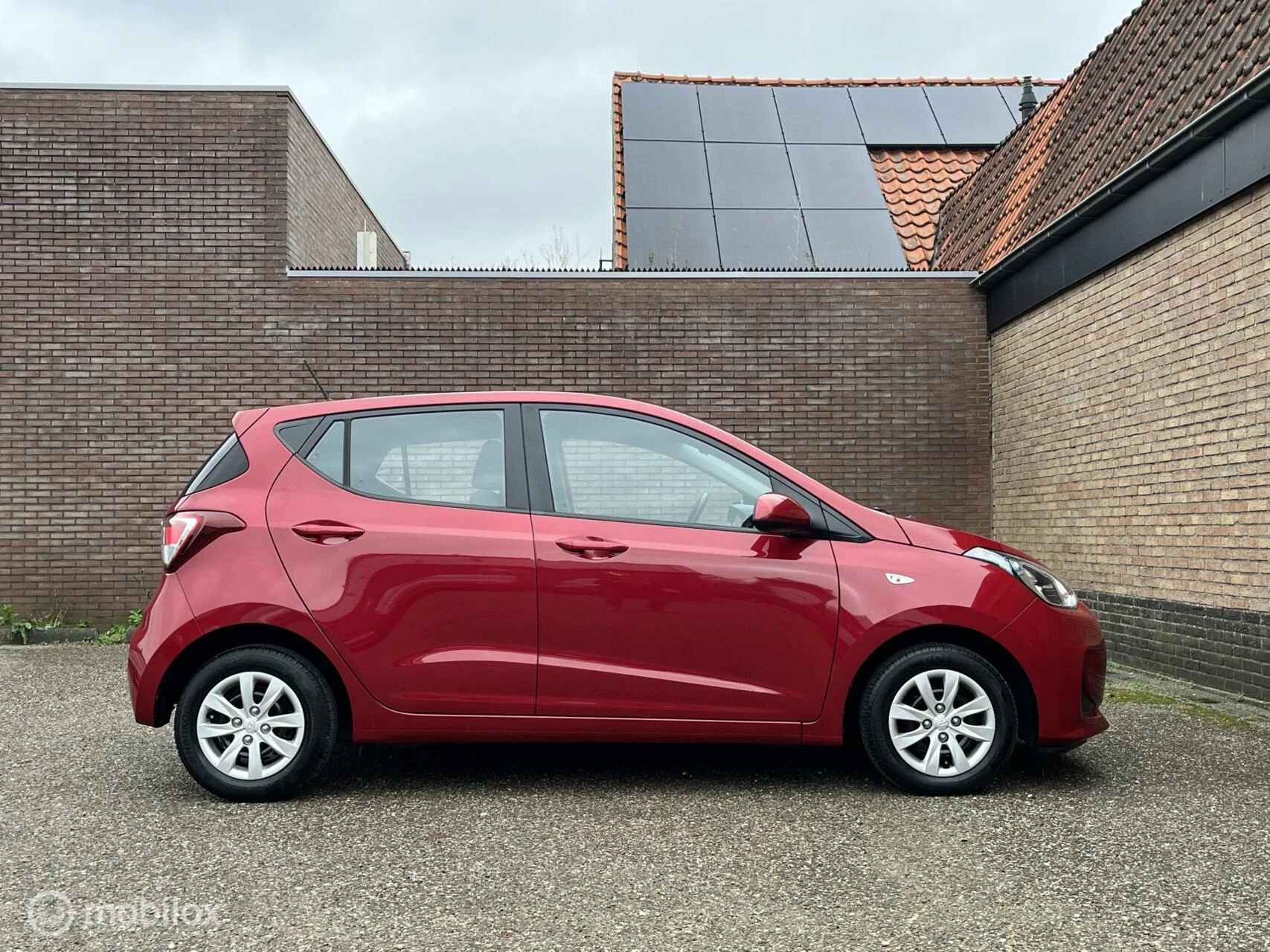 Hoofdafbeelding Hyundai i10