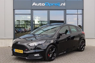 Ford Focus 2.0 ST-3 250pk Recaro Stoelen Leder, Schuifdak, 1e eigenaar, Ned. auto, Bi- Xenon
