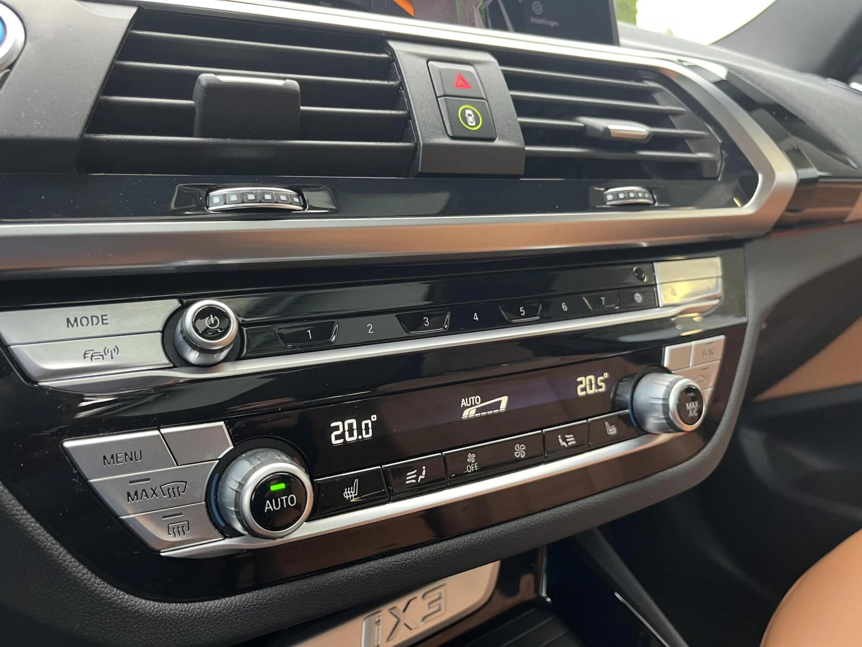 Hoofdafbeelding BMW iX3