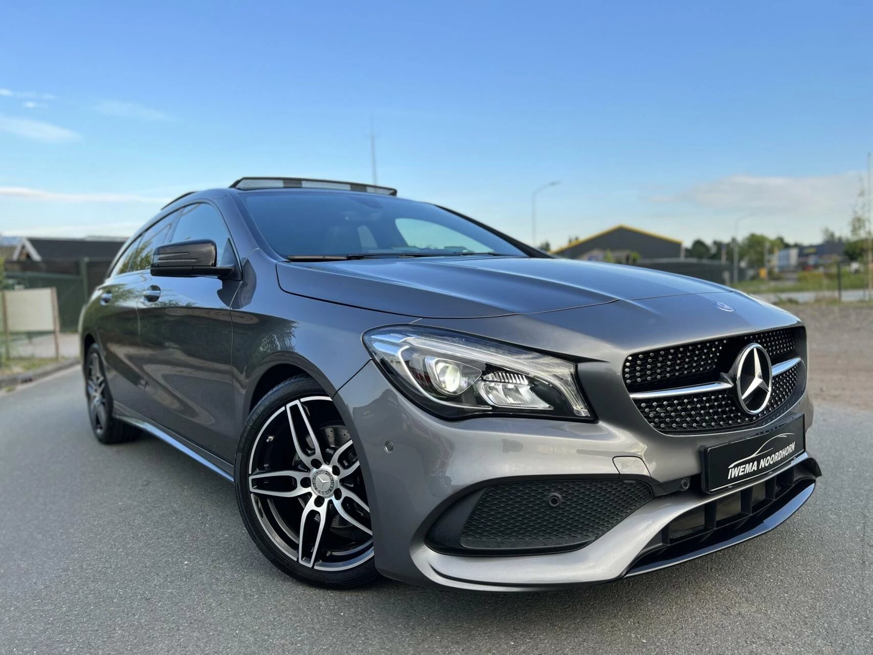 Hoofdafbeelding Mercedes-Benz CLA