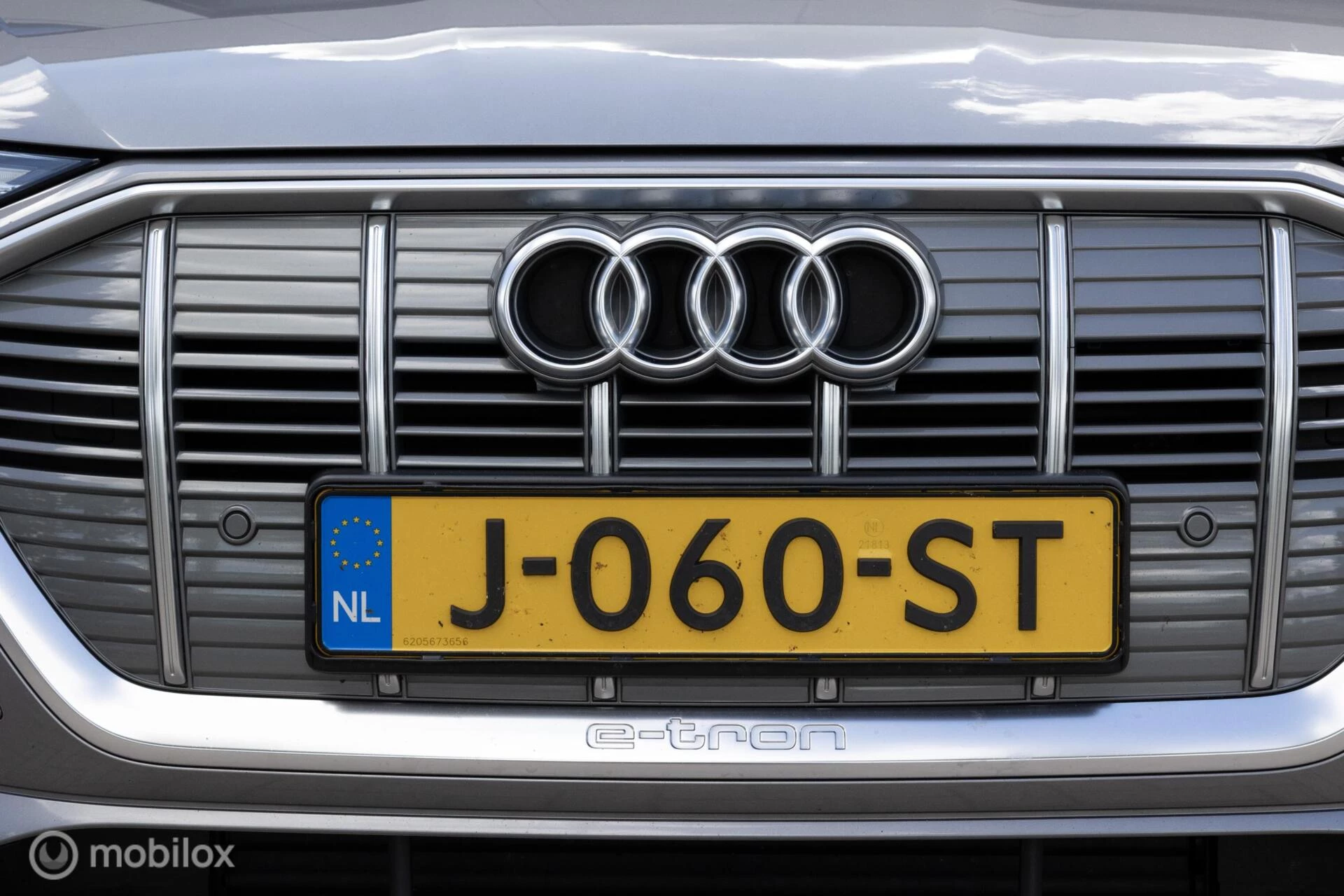 Hoofdafbeelding Audi e-tron