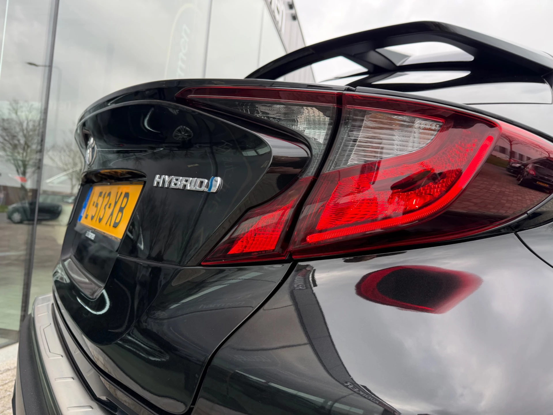 Hoofdafbeelding Toyota C-HR