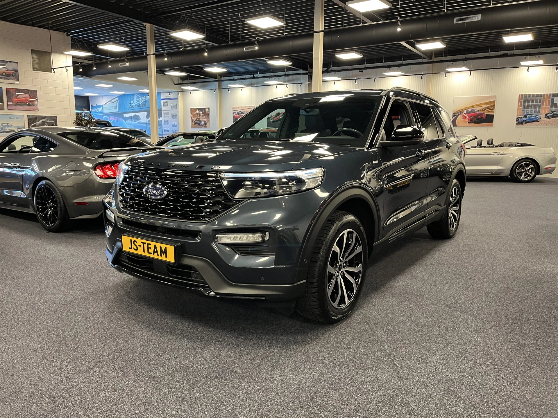 Hoofdafbeelding Ford Explorer