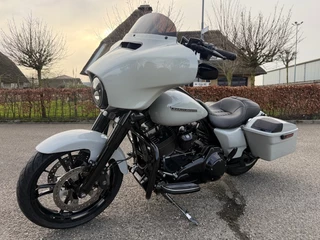 Harley-Davidson Street Glide Streetglide Special Flhxs