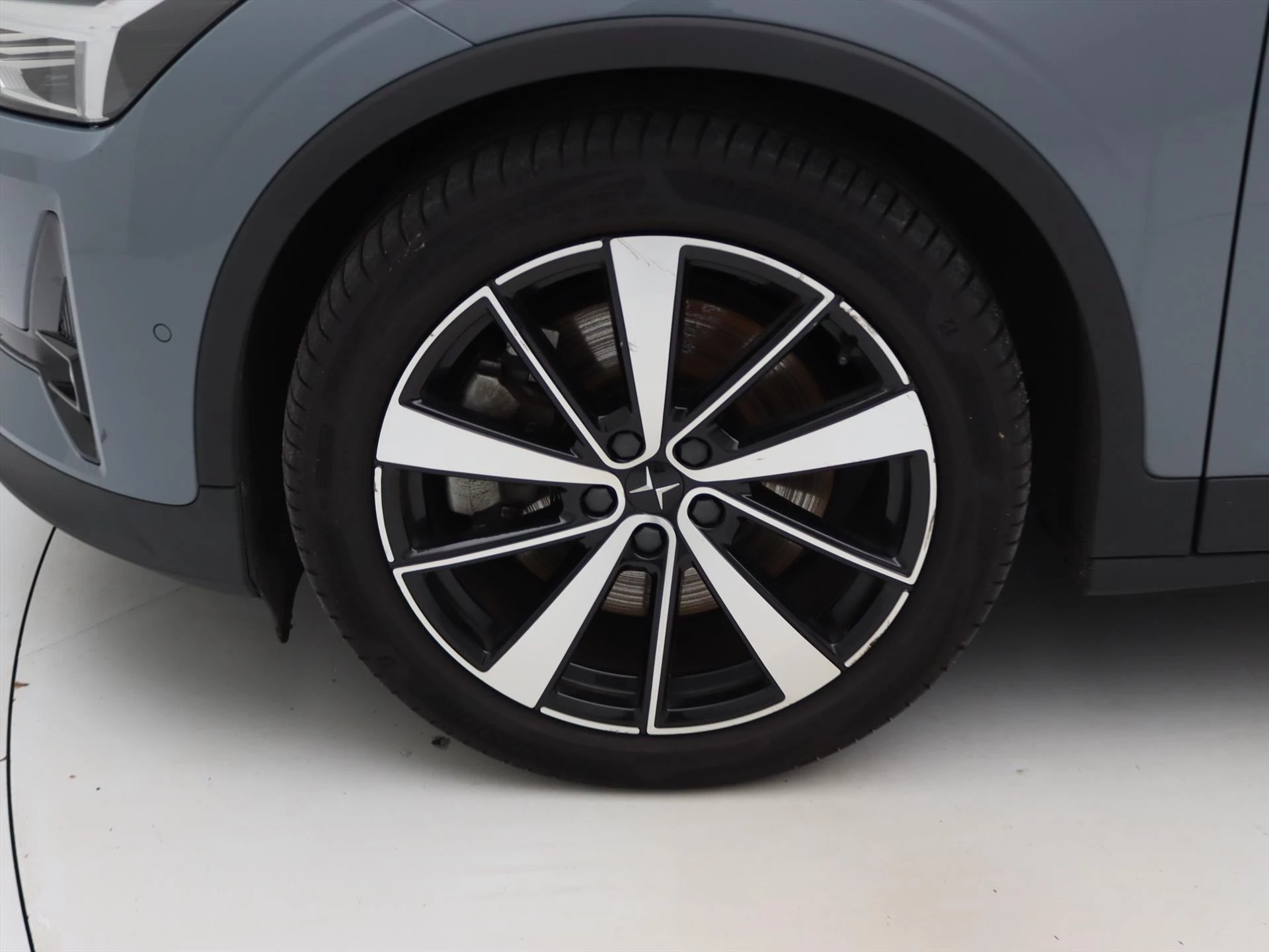 Hoofdafbeelding Polestar 2