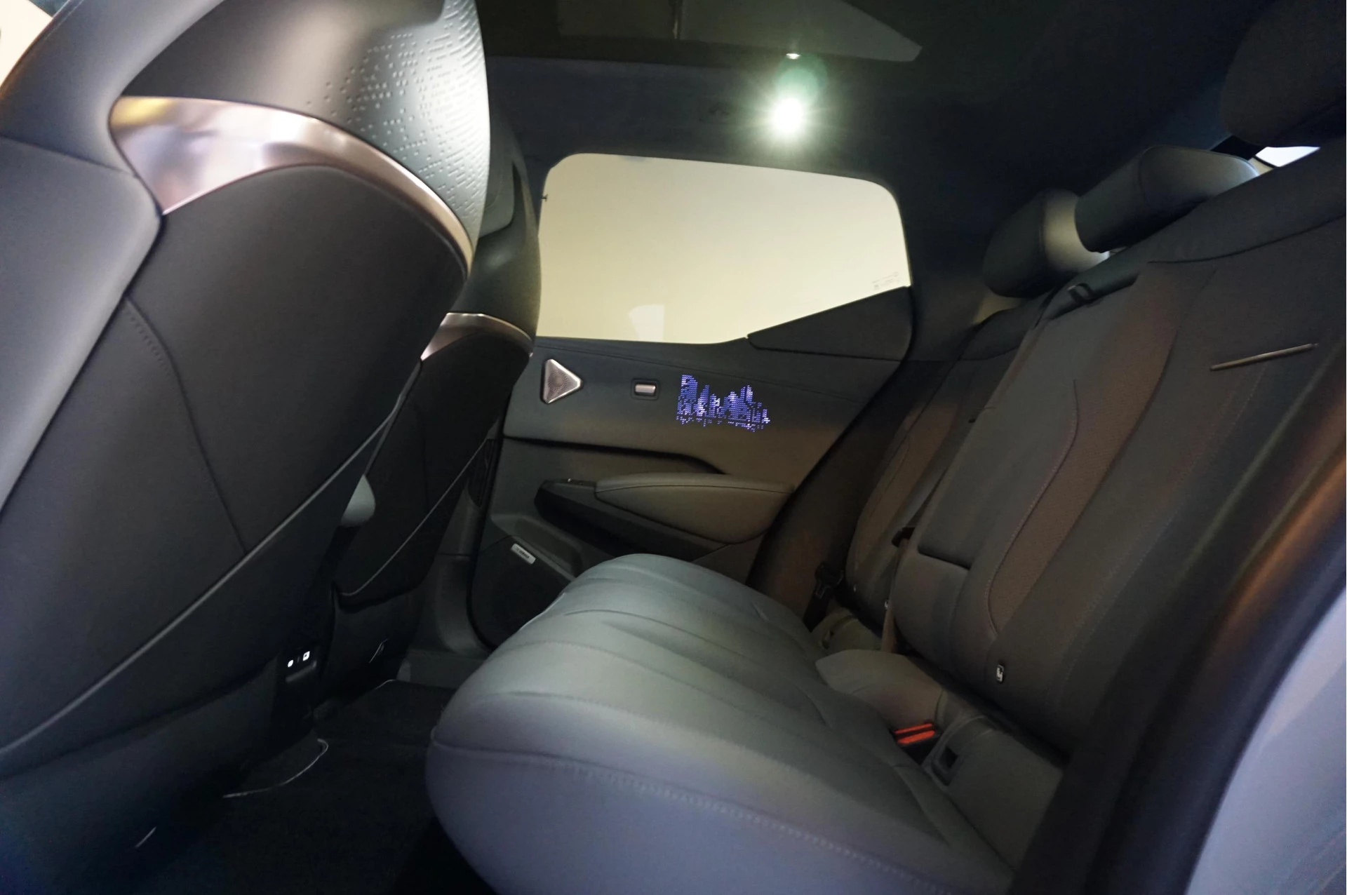 Hoofdafbeelding Volvo EX30