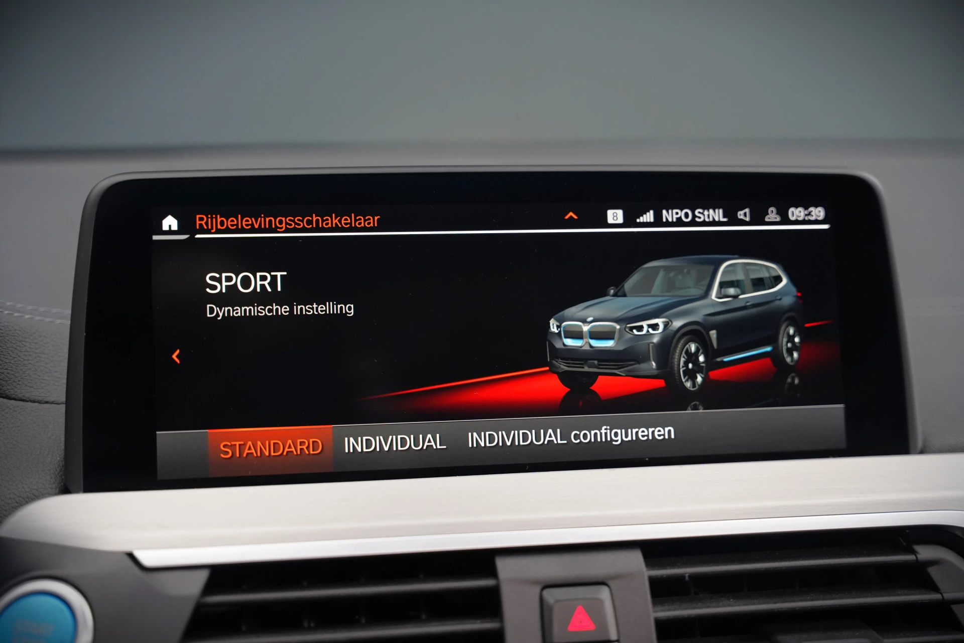 Hoofdafbeelding BMW iX3