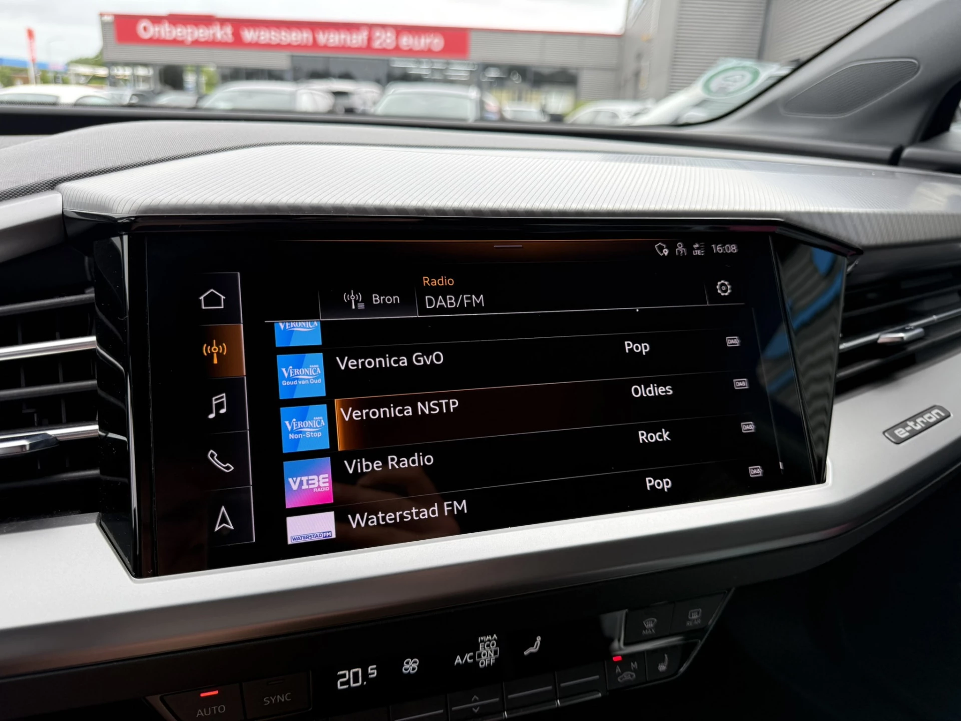 Hoofdafbeelding Audi Q4 e-tron