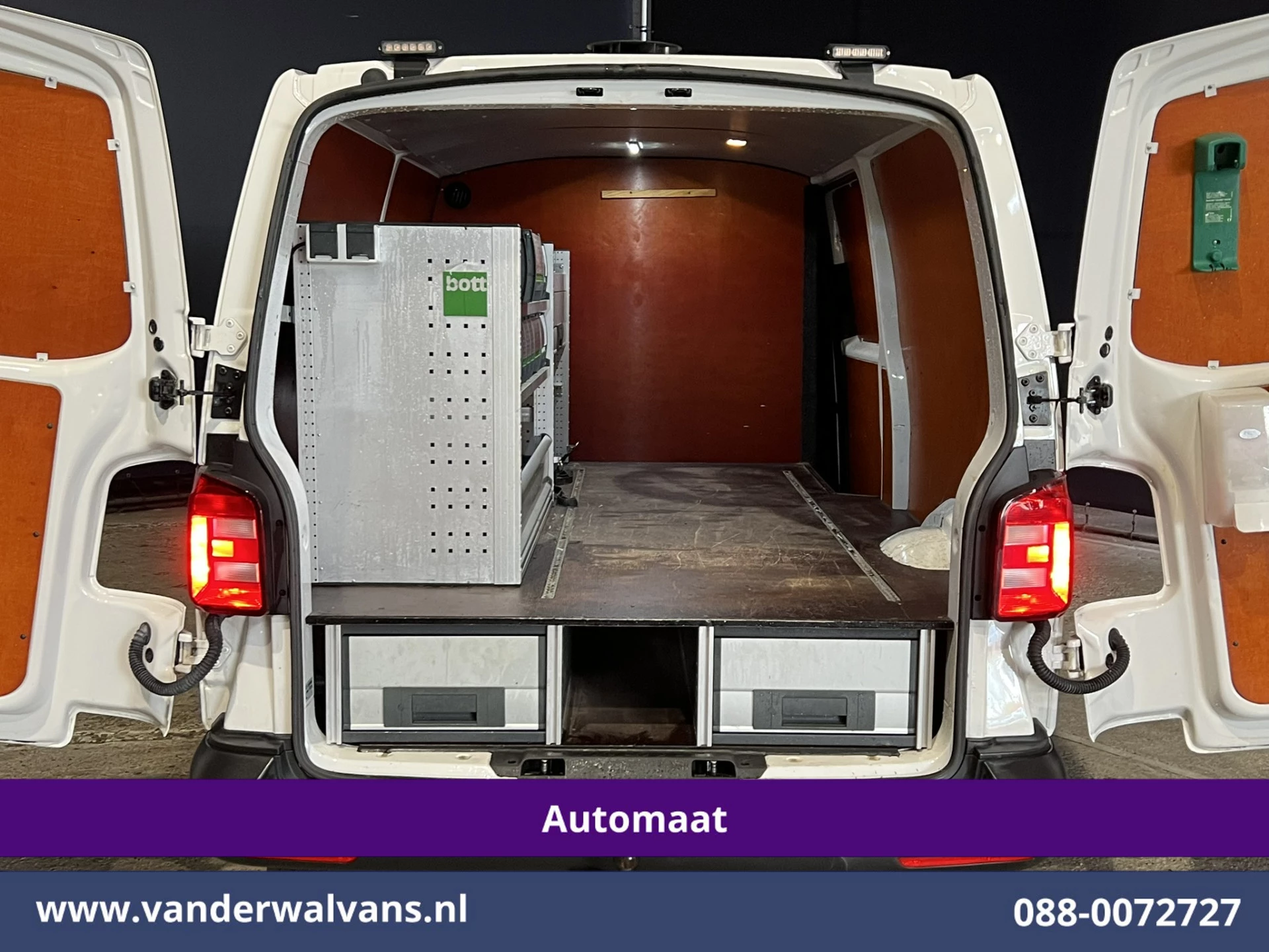 Hoofdafbeelding Volkswagen Transporter