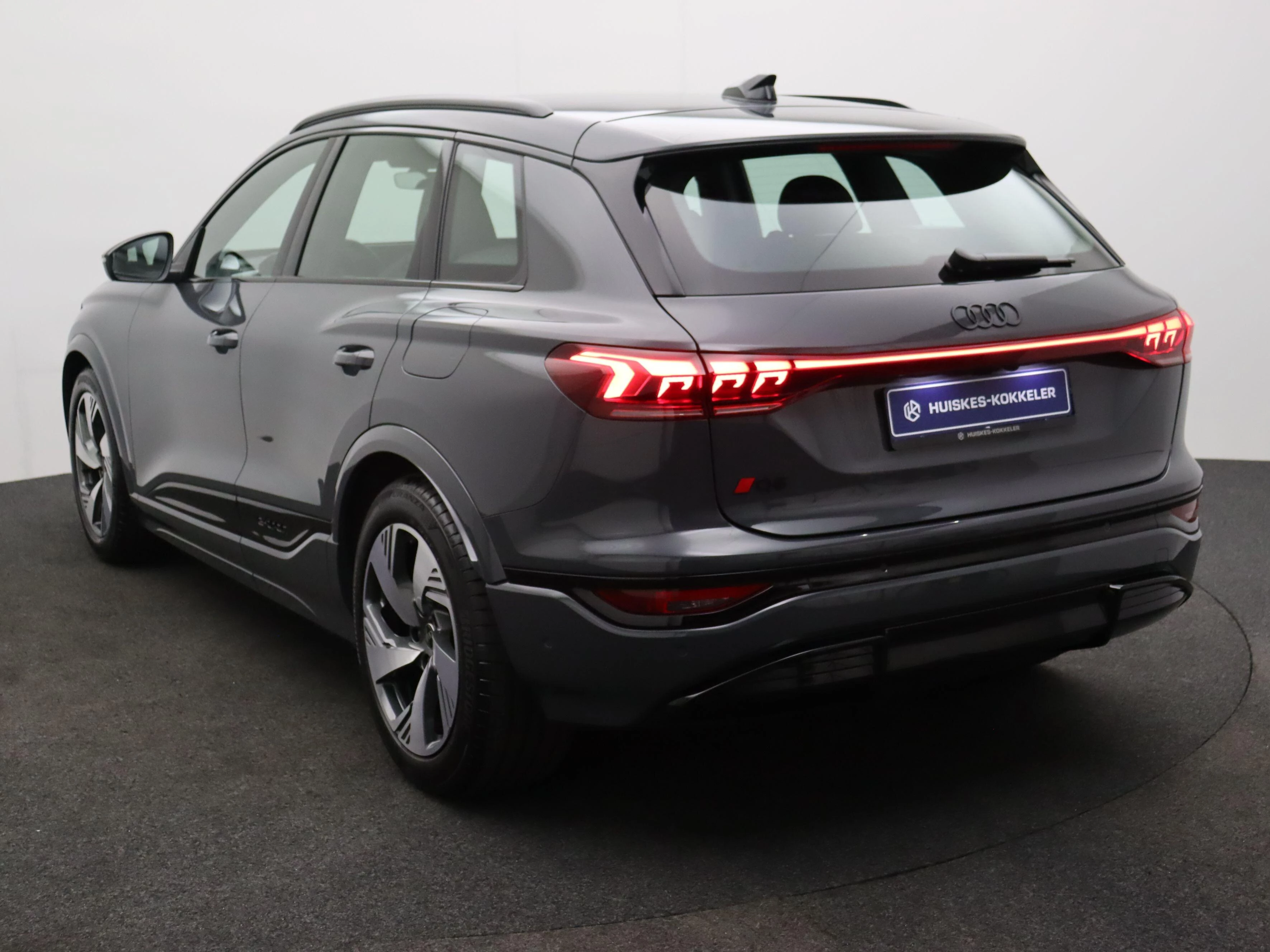 Hoofdafbeelding Audi Q6 e-tron