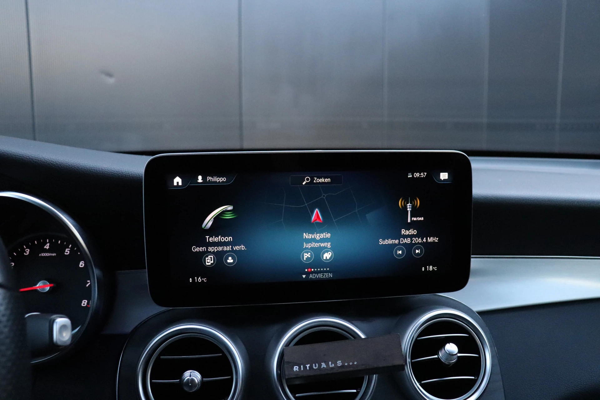Hoofdafbeelding Mercedes-Benz GLC