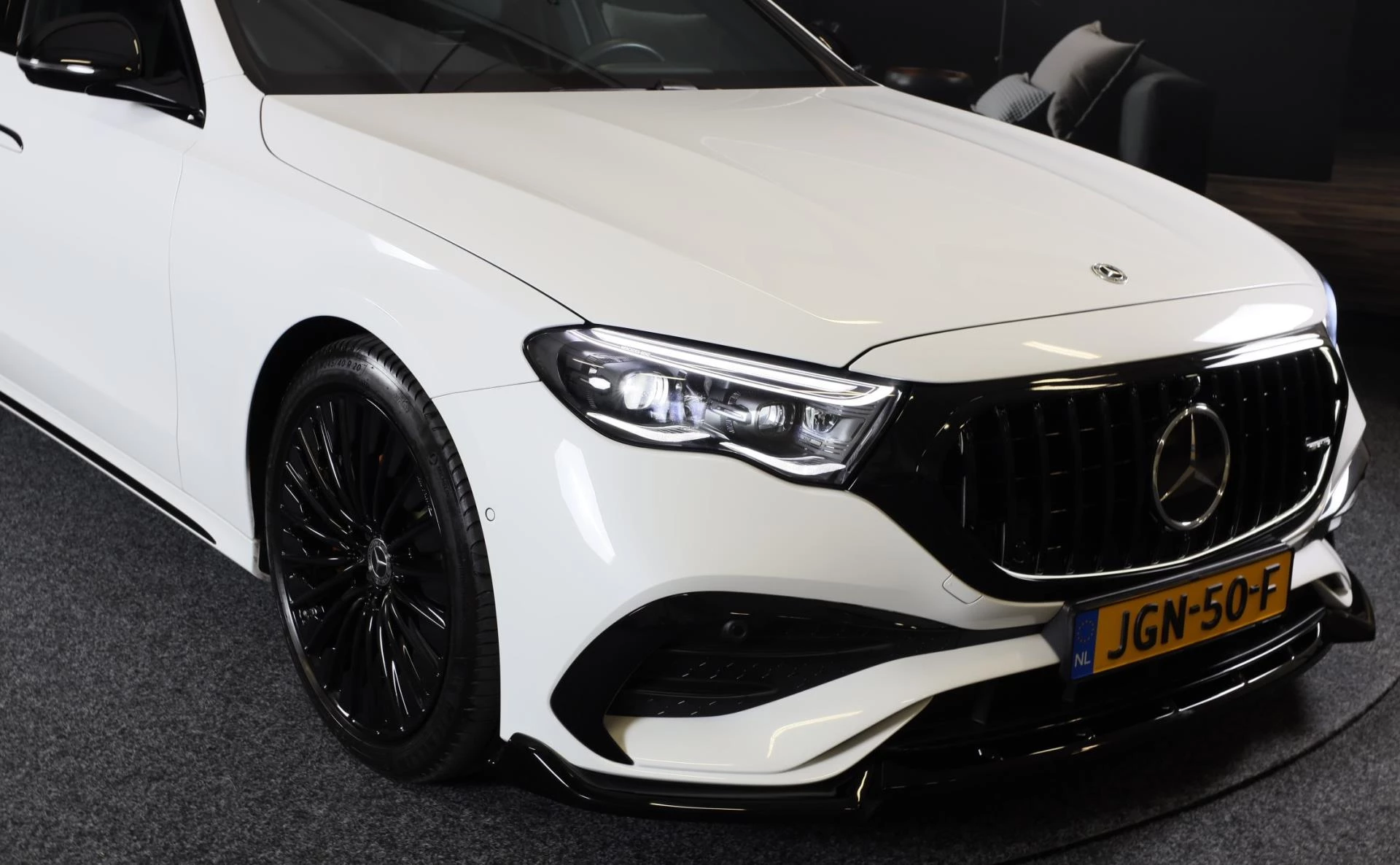 Hoofdafbeelding Mercedes-Benz E-Klasse