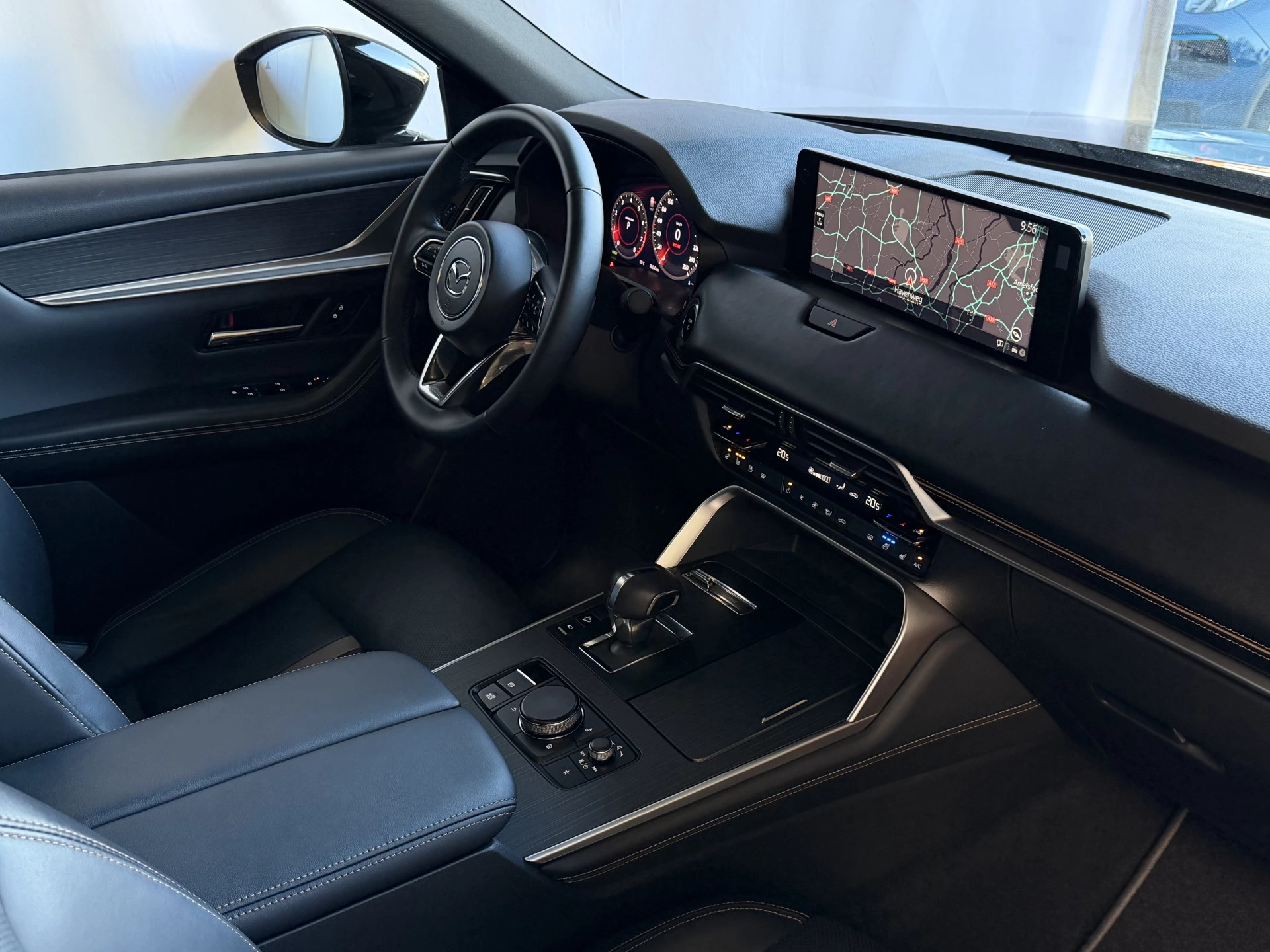 Hoofdafbeelding Mazda CX-60