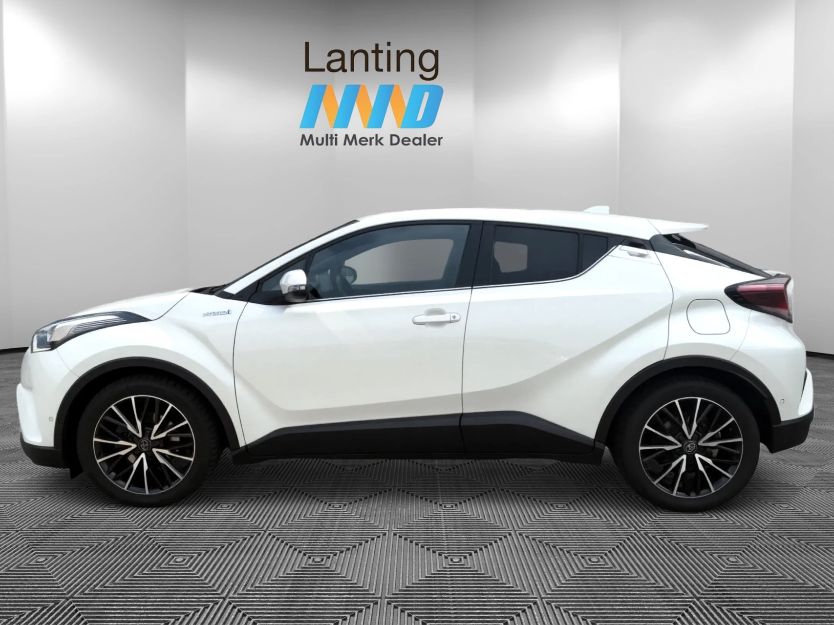 Hoofdafbeelding Toyota C-HR